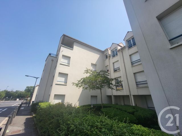 Appartement F1 &agrave; louer - 1 pi&egrave;ce - 28 m2 - Massy - 91 - ILE-DE-FRANCE