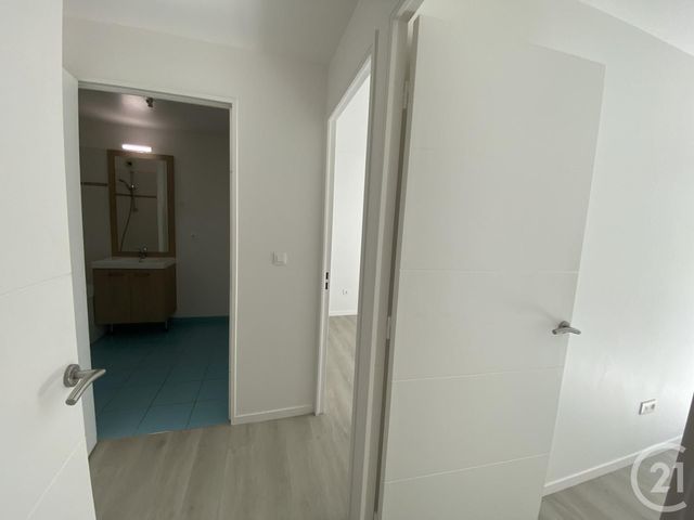 Appartement F3 &agrave; louer - 3 pi&egrave;ces - 54,60 m2 - Massy - 91 - ILE-DE-FRANCE