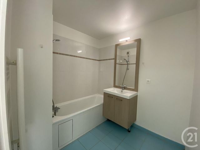 Appartement F3 &agrave; louer - 3 pi&egrave;ces - 54,60 m2 - Massy - 91 - ILE-DE-FRANCE