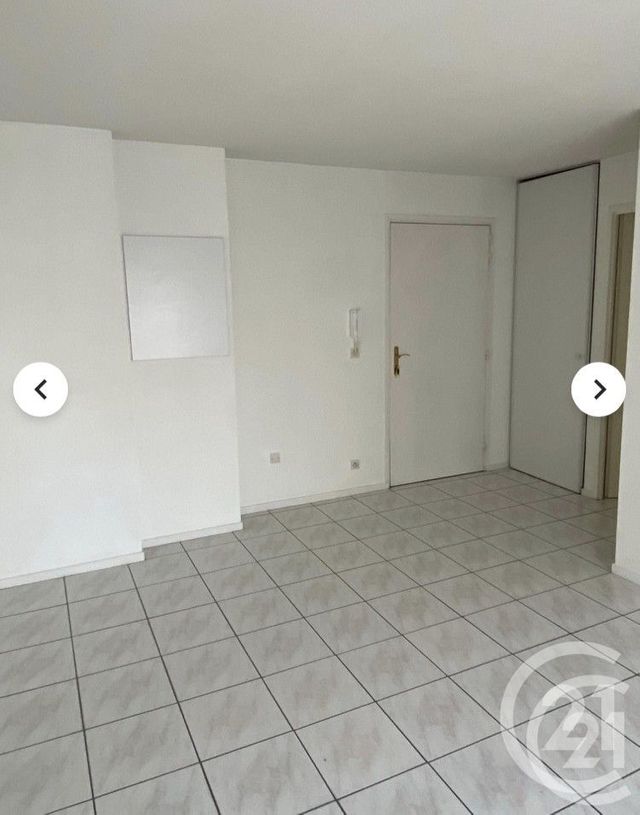 Appartement F3 &agrave; louer - 3 pi&egrave;ces - 49,78 m2 - Massy - 91 - ILE-DE-FRANCE