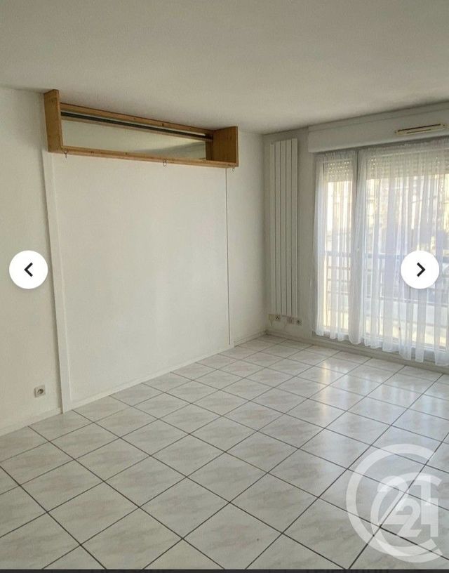 Appartement F3 &agrave; louer - 3 pi&egrave;ces - 49,78 m2 - Massy - 91 - ILE-DE-FRANCE