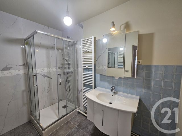 Appartement F3 &agrave; louer - 3 pi&egrave;ces - 74,23 m2 - Velizy Villacoublay - 78 - ILE-DE-FRANCE