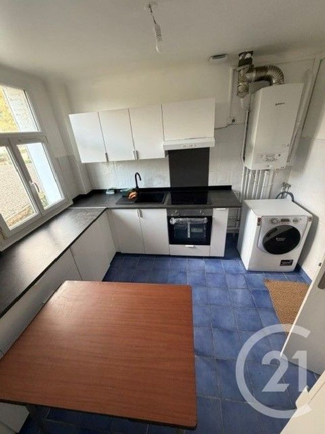 Appartement F4 &agrave; louer - 4 pi&egrave;ces - 70,59 m2 - Massy - 91 - ILE-DE-FRANCE