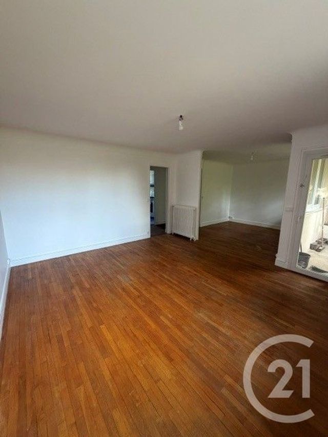 Appartement F4 &agrave; louer - 4 pi&egrave;ces - 70,59 m2 - Massy - 91 - ILE-DE-FRANCE