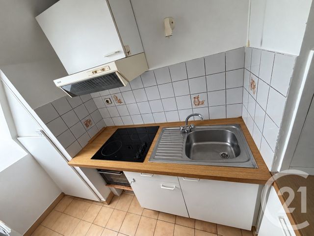 Appartement F1 &agrave; louer - 1 pi&egrave;ce - 25 m2 - Bourg La Reine - 92 - ILE-DE-FRANCE