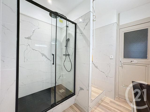 Appartement F2 &agrave; vendre - 2 pi&egrave;ces - 61,72 m2 - Lyon - 69002 - RHONE-ALPES