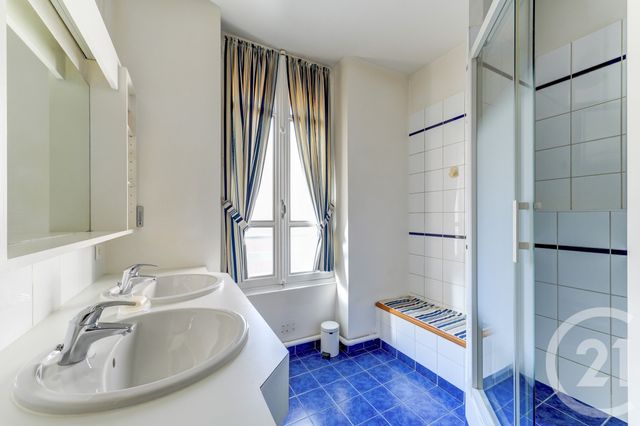 Appartement F5 &agrave; vendre - 5 pi&egrave;ces - 121,02 m2 - Lyon - 69006 - RHONE-ALPES