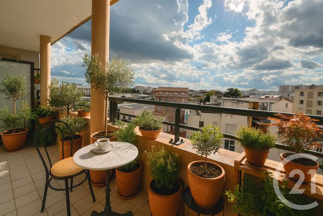 Appartement F2 à vendre - 2 pièces - 48,75 m2 - Lyon - 69008 - RHONE-ALPES