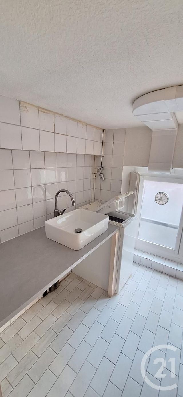 Appartement F2 &agrave; louer - 2 pi&egrave;ces - 39,52 m2 - Lyon - 69001 - RHONE-ALPES