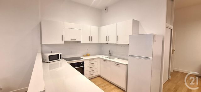 Appartement &agrave; louer - 3 pi&egrave;ces - 84 m2 - Lyon - 69002 - RHONE-ALPES