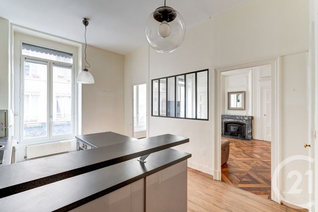 Appartement F2 &agrave; vendre - 2 pi&egrave;ces - 79,97 m2 - Lyon - 69002 - RHONE-ALPES