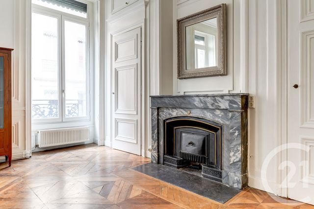 Appartement F2 &agrave; vendre - 2 pi&egrave;ces - 79,97 m2 - Lyon - 69002 - RHONE-ALPES