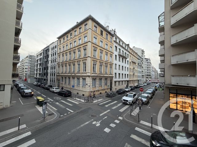 Appartement F5 &agrave; vendre - 5 pi&egrave;ces - 129,31 m2 - Lyon - 69006 - RHONE-ALPES