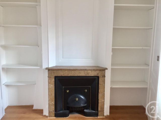 Appartement T2 &agrave; louer - 2 pi&egrave;ces - 46,20 m2 - Villeurbanne - 69 - RHONE-ALPES