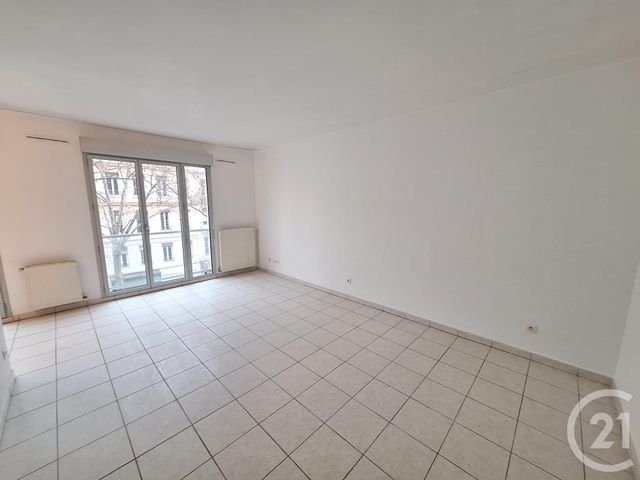Appartement F2 &agrave; louer - 2 pi&egrave;ces - 49,60 m2 - Lyon - 69007 - RHONE-ALPES