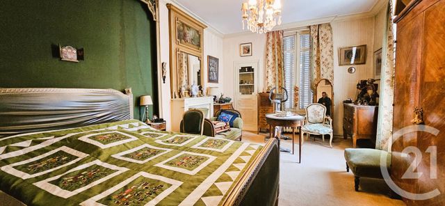 Maison à vendre - 7 pièces - 161 m2 - Montlucon - 03 - AUVERGNE