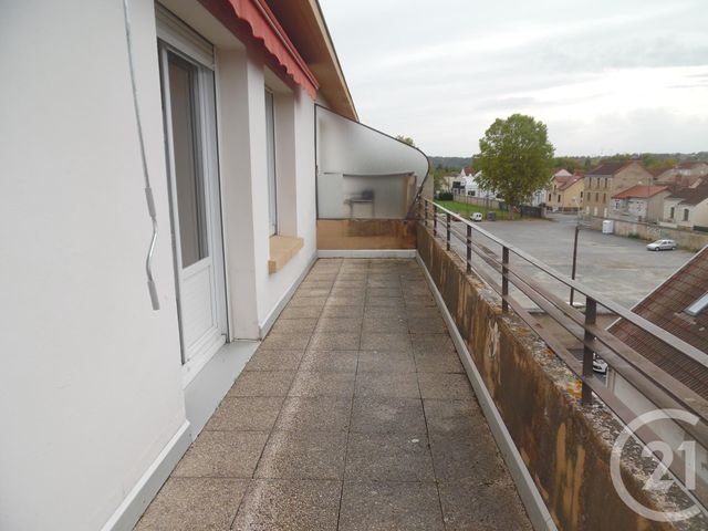 Appartement F3 à vendre - 3 pièces - 55 m2 - Montlucon - 03 - AUVERGNE