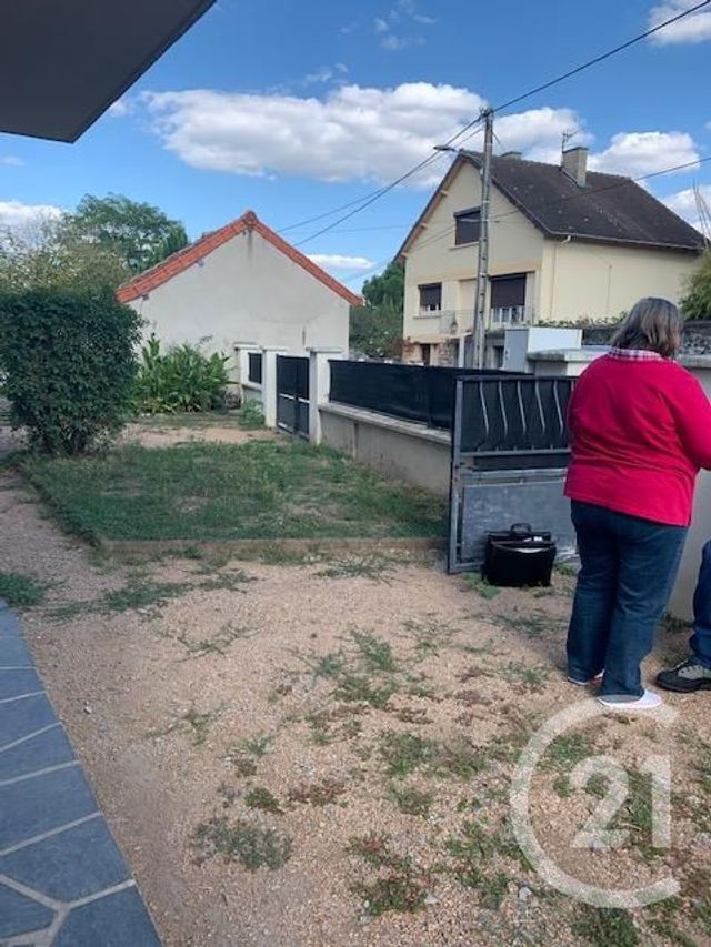 Maison &agrave; louer - 4 pi&egrave;ces - 103,40 m2 - Montlucon - 03 - AUVERGNE