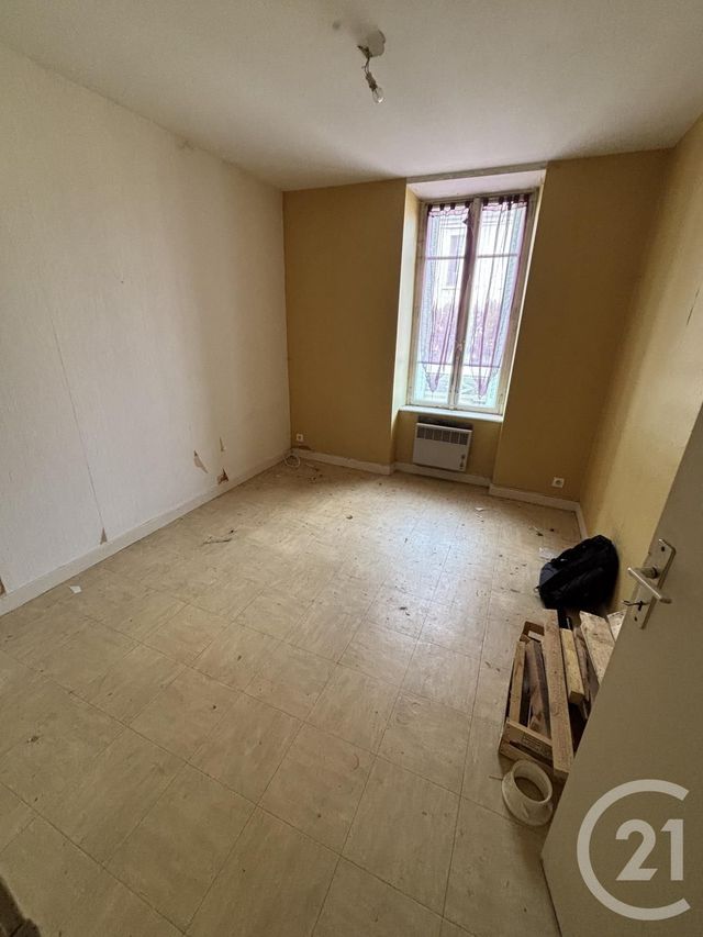 Maison &agrave; vendre - 5 pi&egrave;ces - 85 m2 - Montaigut En Combraille - 63 - AUVERGNE