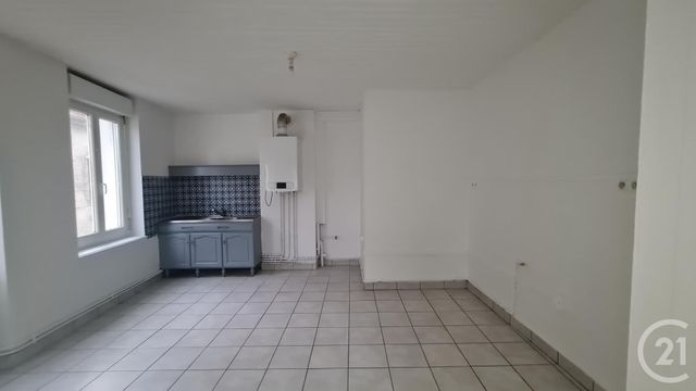 Appartement F3 à louer - 3 pièces - 80 m2 - Montlucon - 03 - AUVERGNE