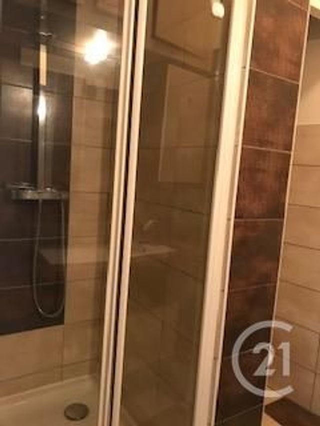 Appartement F1 à louer - 1 pièce - 33 m2 - Montlucon - 03 - AUVERGNE