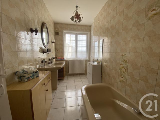 Maison à vendre - 8 pièces - 147 m2 - Domerat - 03 - AUVERGNE