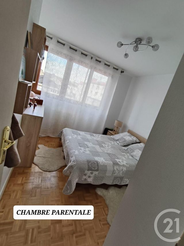 Appartement F5 à vendre - 5 pièces - 105 m2 - Montlucon - 03 - AUVERGNE