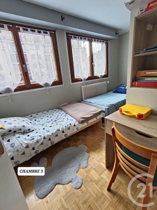 Appartement F5 à vendre - 5 pièces - 105 m2 - Montlucon - 03 - AUVERGNE