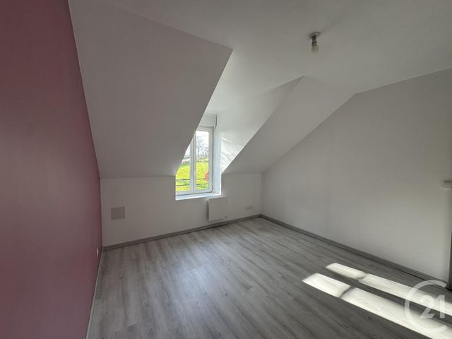 Maison &agrave; louer - 1 pi&egrave;ce - 65,54 m2 - Neris Les Bains - 03 - AUVERGNE