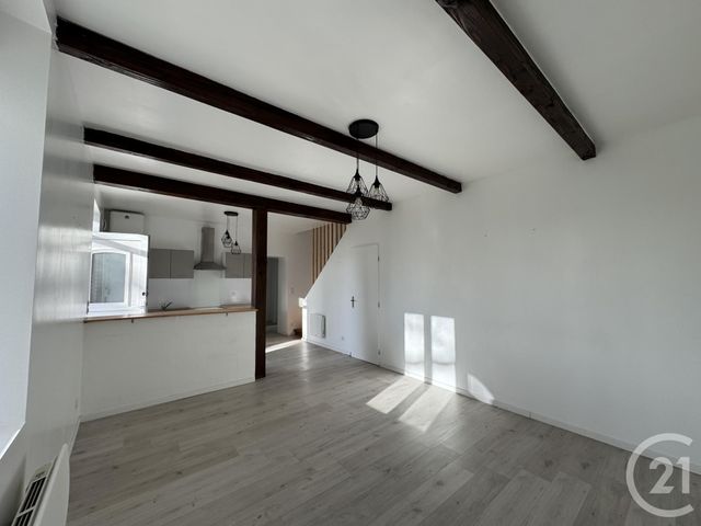 Maison &agrave; louer - 1 pi&egrave;ce - 65,54 m2 - Neris Les Bains - 03 - AUVERGNE