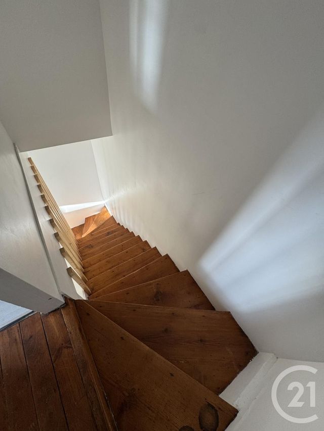 Maison &agrave; louer - 1 pi&egrave;ce - 65,54 m2 - Neris Les Bains - 03 - AUVERGNE