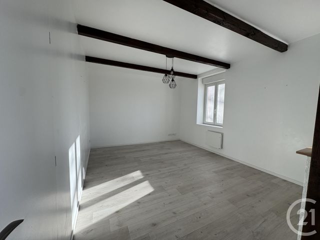 Maison &agrave; louer - 1 pi&egrave;ce - 65,54 m2 - Neris Les Bains - 03 - AUVERGNE