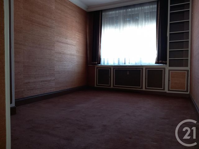 Appartement à vendre - 5 pièces - 100 m2 - Montlucon - 03 - AUVERGNE