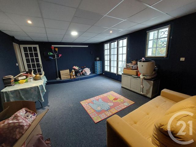 Maison à vendre - 6 pièces - 160 m2 - Montlucon - 03 - AUVERGNE