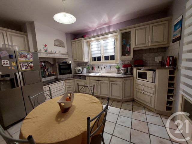 Maison à vendre - 6 pièces - 160 m2 - Montlucon - 03 - AUVERGNE