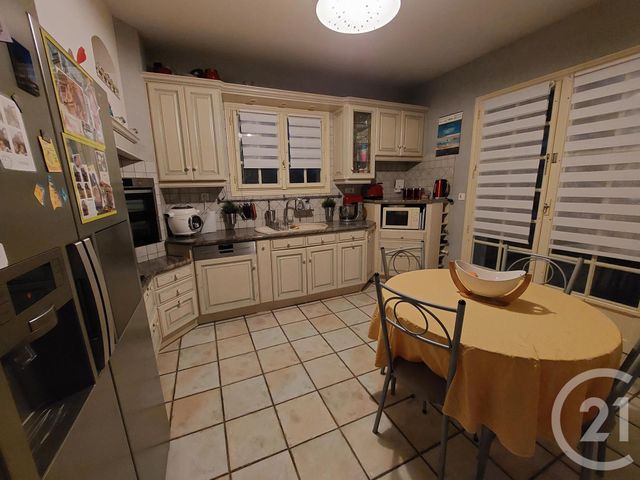 Maison à vendre - 6 pièces - 160 m2 - Montlucon - 03 - AUVERGNE