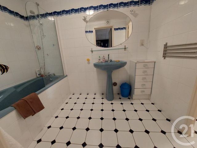 Maison à vendre - 6 pièces - 160 m2 - Montlucon - 03 - AUVERGNE