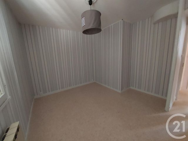 Appartement F3 à vendre - 3 pièces - 50 m2 - Domerat - 03 - AUVERGNE