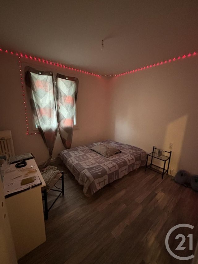 Appartement F4 à vendre - 4 pièces - 82,43 m2 - Montlucon - 03 - AUVERGNE