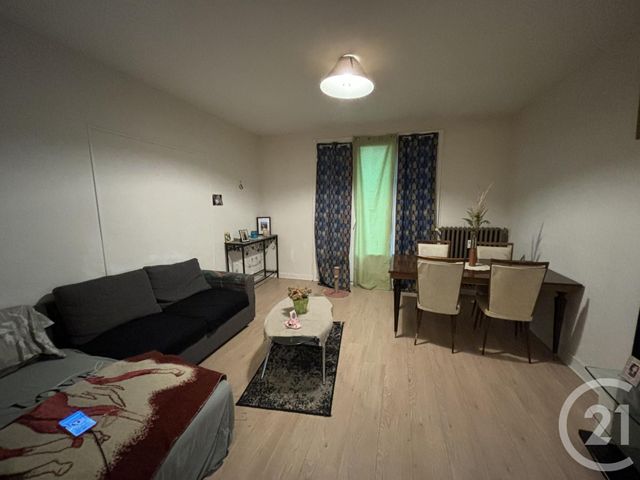 Appartement F4 à vendre - 4 pièces - 82,43 m2 - Montlucon - 03 - AUVERGNE