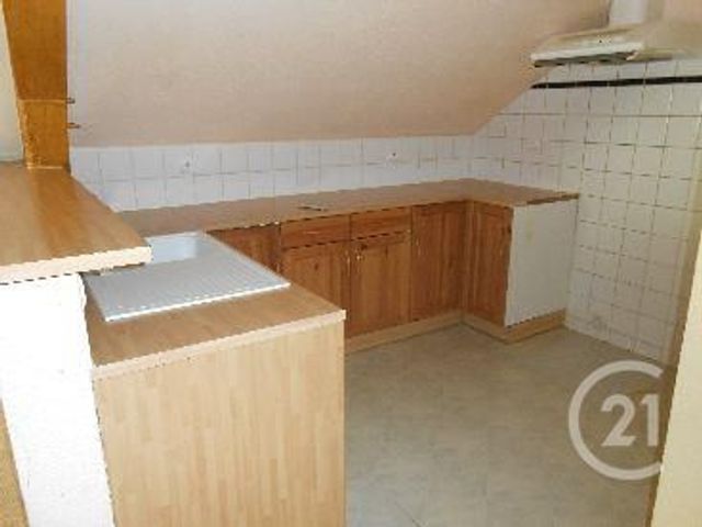 Appartement F3 à louer - 3 pièces - 70 m2 - Montlucon - 03 - AUVERGNE