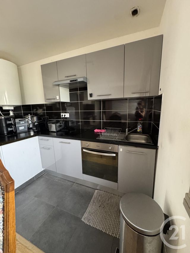 Appartement F2 &agrave; louer - 2 pi&egrave;ces - 29,17 m2 - Montlucon - 03 - AUVERGNE