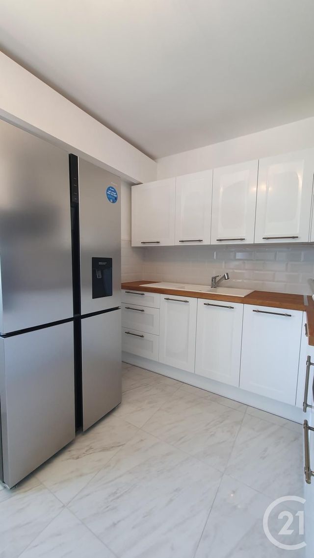 Appartement F3 &agrave; vendre - 4 pi&egrave;ces - 78 m2 - Montlucon - 03 - AUVERGNE