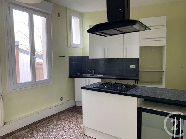 Appartement Autre à louer - 4 pièces - 150 m2 - Montlucon - 03 - AUVERGNE