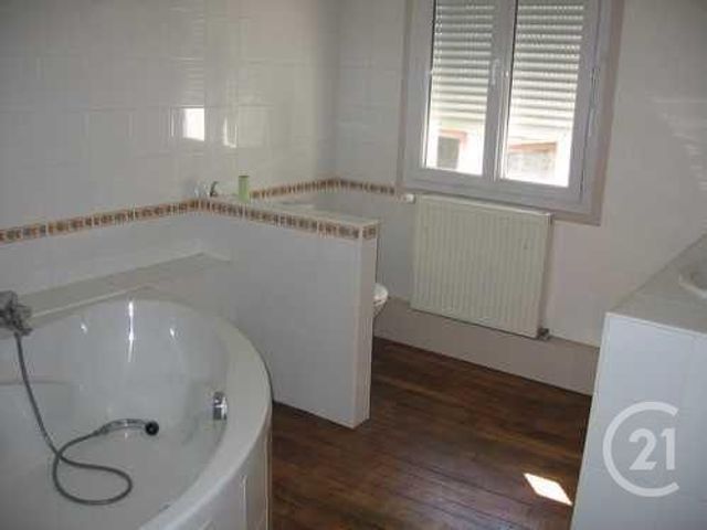 Appartement Autre à louer - 4 pièces - 150 m2 - Montlucon - 03 - AUVERGNE