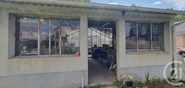 Maison à vendre - 4 pièces - 221 m2 - Montlucon - 03 - AUVERGNE