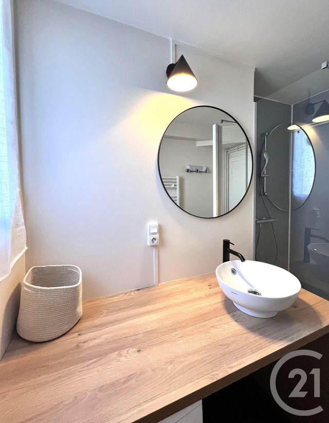 Appartement F3 à vendre - 3 pièces - 63 m2 - Montlucon - 03 - AUVERGNE