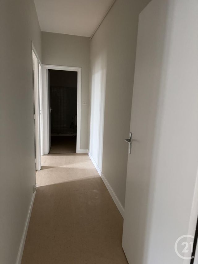 Appartement F3 à louer - 3 pièces - 57,30 m2 - Montlucon - 03 - AUVERGNE