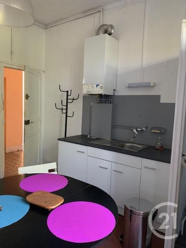 Appartement F1 à louer - 1 pièce - 29,90 m2 - Montlucon - 03 - AUVERGNE