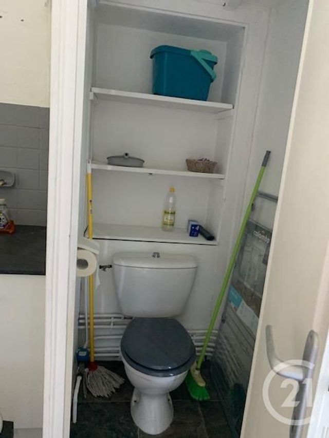 Appartement F1 à louer - 1 pièce - 29,90 m2 - Montlucon - 03 - AUVERGNE